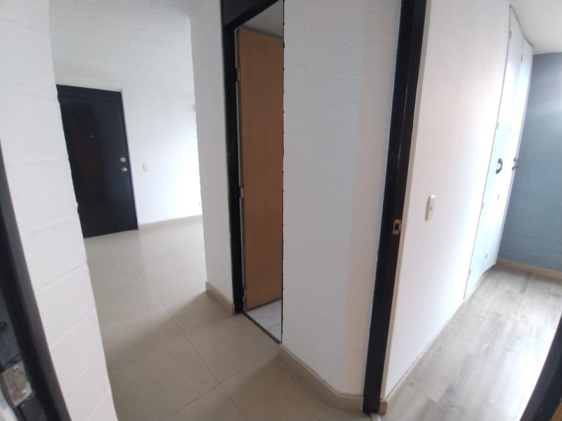 Apartamento en venta en Gran Granada, Bogotá · foto 6 de 18