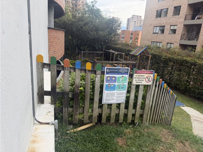 Apartamento en venta en El Poblado, Medellín · foto 13 de 17
