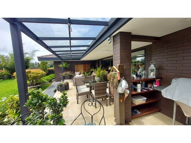 Casa de 3 alcobas en venta en Villa Turbay, Envigado, 374 m² · foto 9 de 22