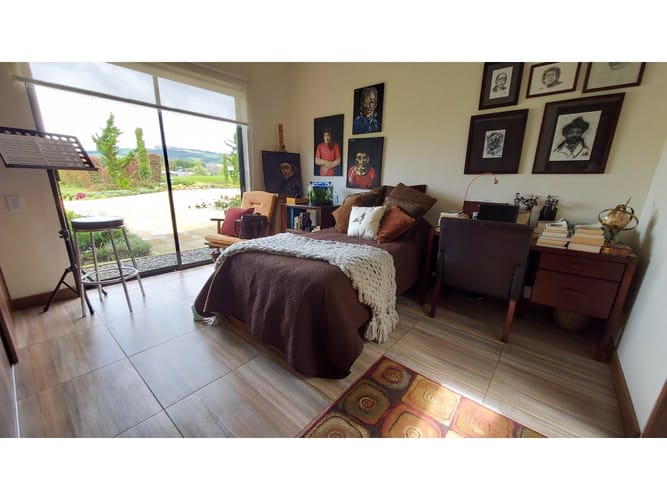 Casa de 3 alcobas en venta en Villa Turbay, Envigado, 374 m² · foto 14 de 22