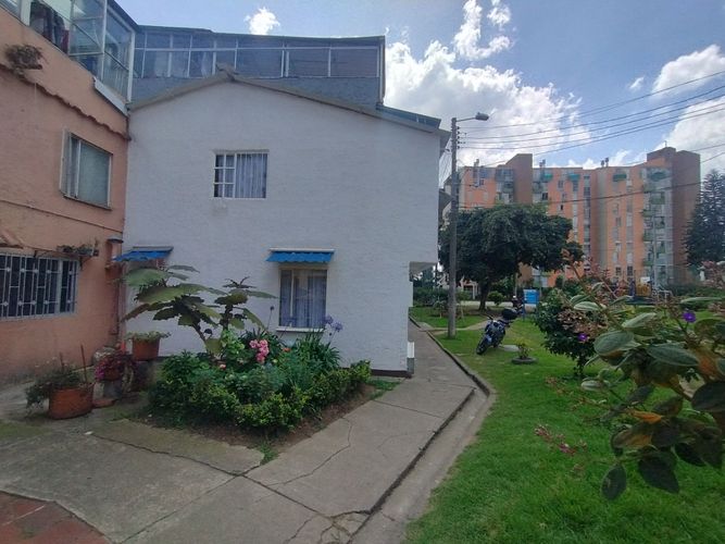 Casa de 3 alcobas en venta en Los Lagartos, Bogotá, 72 m² · foto 3 de 17