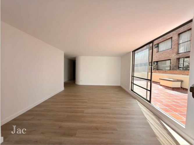 Apartamento de 3 alcobas en venta en Multicentro, Bogotá, 109 m² · foto 4 de 15