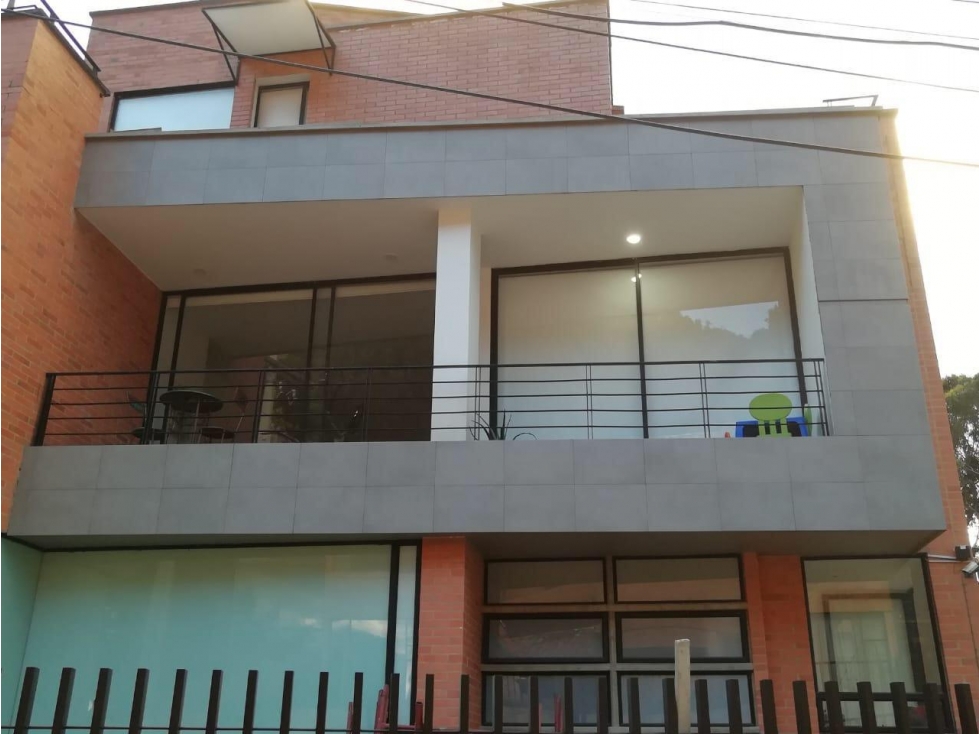 Casa en Venta en Bosque de pinos, Bogotá