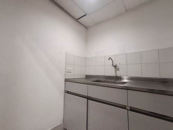 Bodega en arriendo en Primavera, Envigado, 640 m² · foto 7 de 20