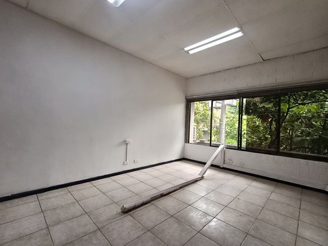 Bodega en arriendo en Primavera, Envigado, 640 m² · foto 11 de 20