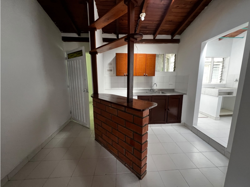 Apartamento en arriendo en Centro, Rionegro · foto 2 de 12