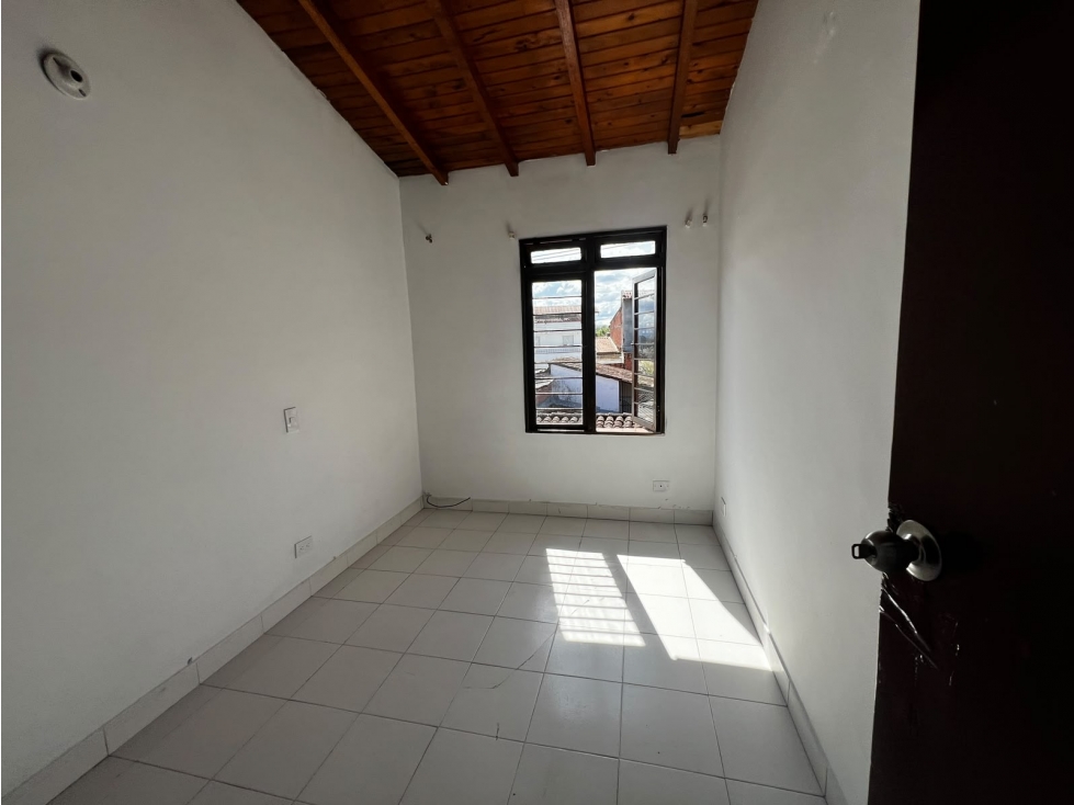 Apartamento en arriendo en Centro, Rionegro · foto 9 de 12
