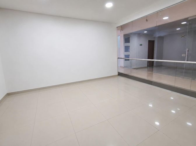 Oficina en arriendo en El Bosque, Cartagena, 25 m² · foto 2 de 7