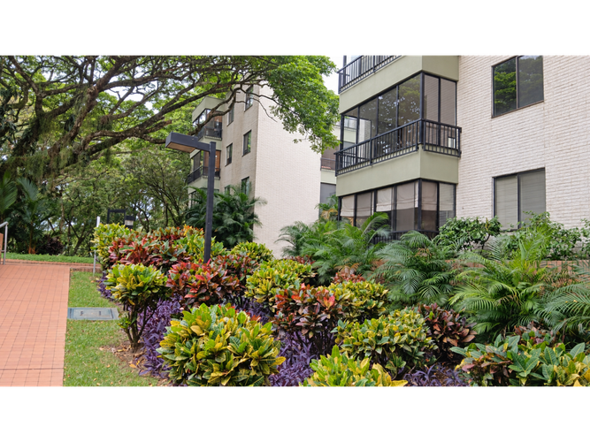 Apartamento de 3 alcobas en venta en Multicentro, Cali, 85 m² · foto 10 de 18