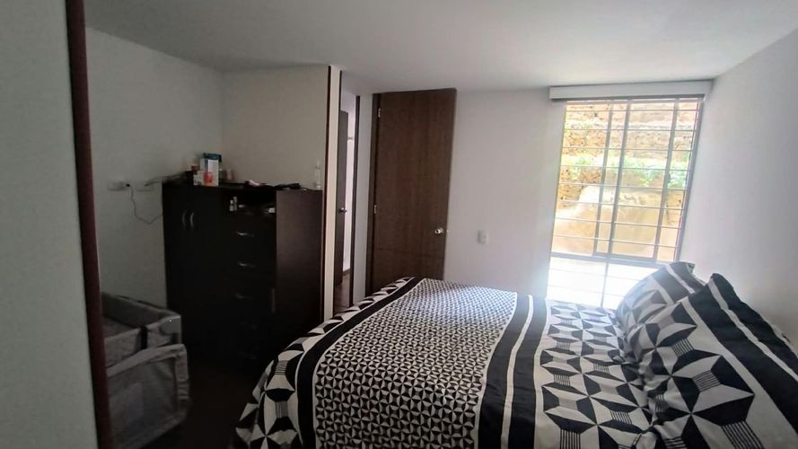 Apartamento de 3 alcobas en venta en Conjunto Residencial Altos De Madrid, Madrid, 65 m² · foto 6 de 12