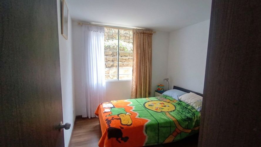 Apartamento de 3 alcobas en venta en Conjunto Residencial Altos De Madrid, Madrid, 65 m² · foto 9 de 12