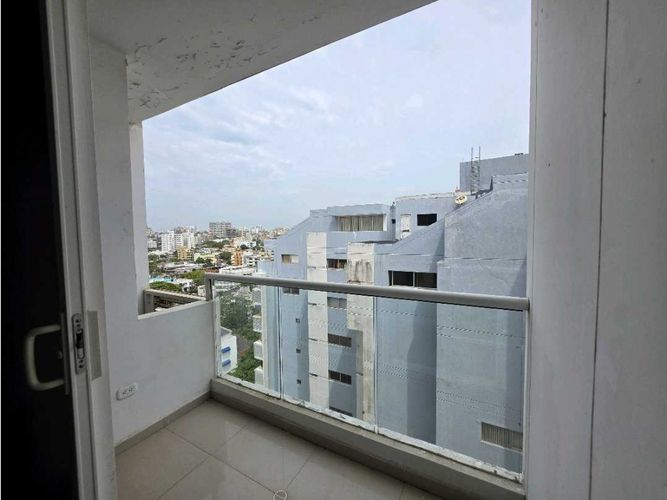Apartaestudio en venta en El Prado, Barranquilla, 57 m² · foto 2 de 17