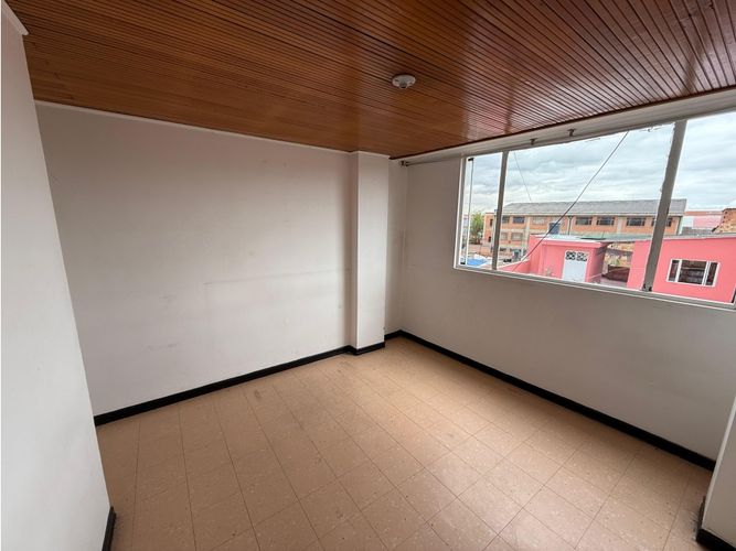 Apartamento de 3 alcobas en venta en Centro Fontibon, Bogotá, 68 m² · foto 9 de 13
