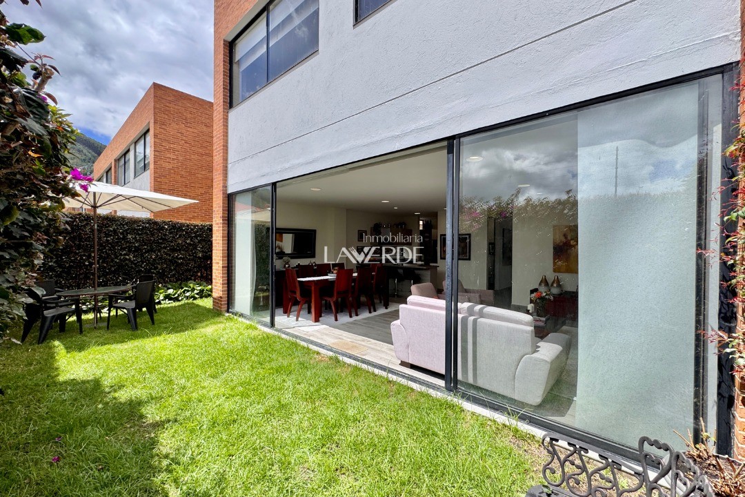 Casa en venta en Chuntame, Cajicá · foto 2 de 24