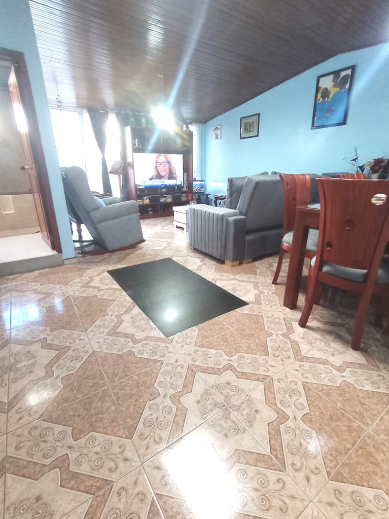 Casa en venta en Batavia, Bogotá · foto 18 de 20