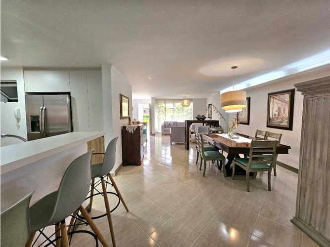 Casa de 4 alcobas en venta en Castropol, Envigado, 200 m² · foto 12 de 17