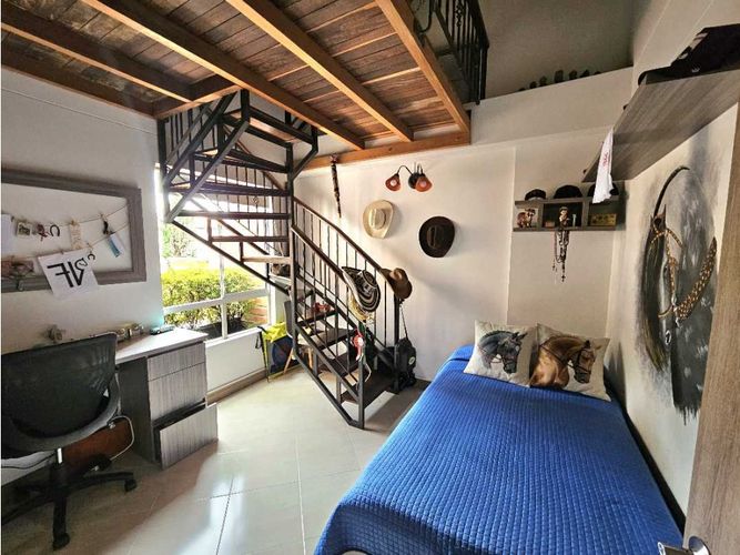 Casa de 4 alcobas en venta en Castropol, Envigado, 200 m² · foto 16 de 17