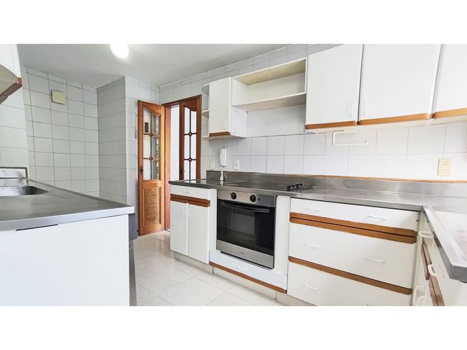 Apartamento de 3 alcobas en venta en Patio Bonito, Medellín, 147 m² · foto 7 de 18