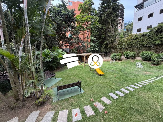 Apartamento de 3 alcobas en venta en El Diamante No. 2, Medellín, 155 m² · foto 17 de 18