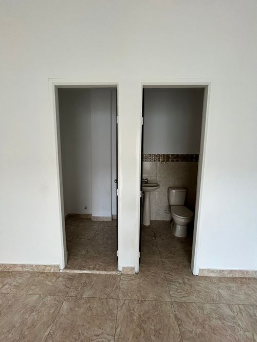 Bodega en arriendo en Prados Del Norte, Cali, 190 m² · foto 18 de 18