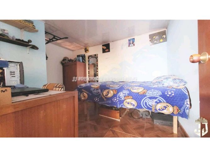 Casa de 5 alcobas en venta en Ub. Prados De San Andres, Funza, 153 m² · foto 3 de 5