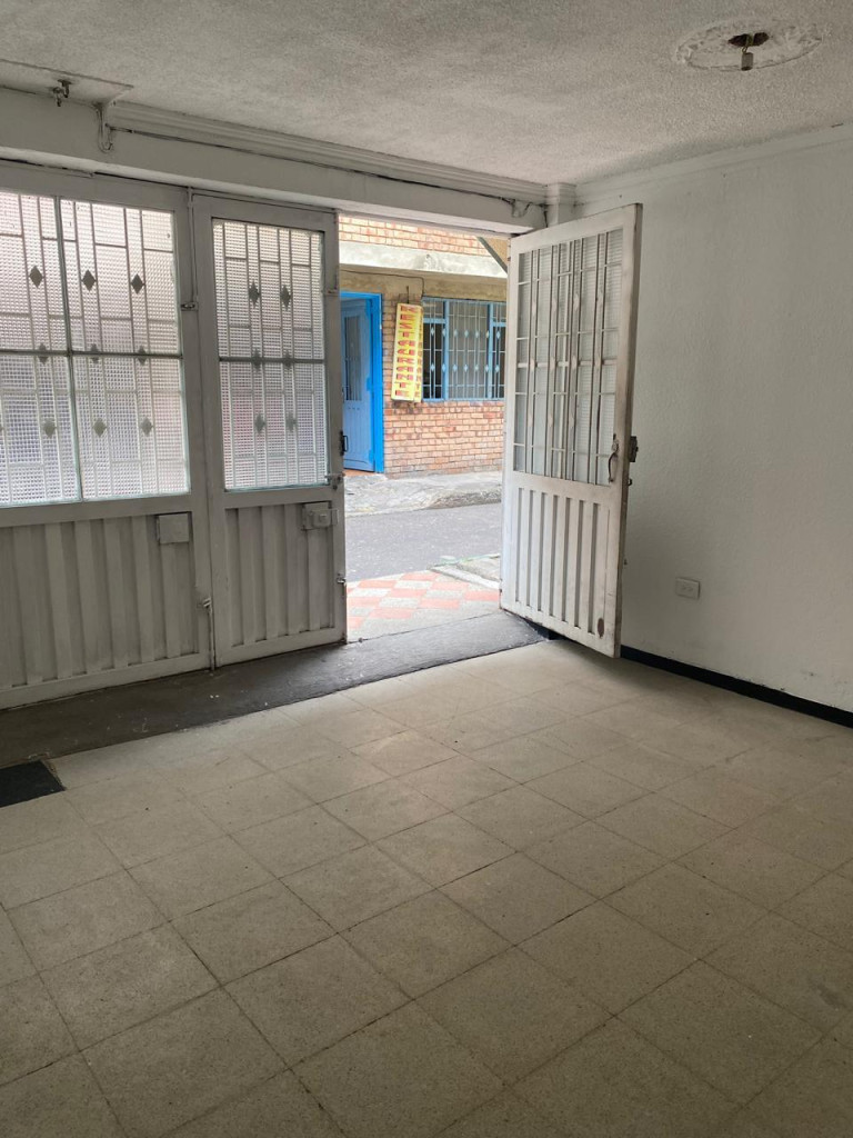 Casa en venta en Fontibon, Bogotá · foto 4 de 24