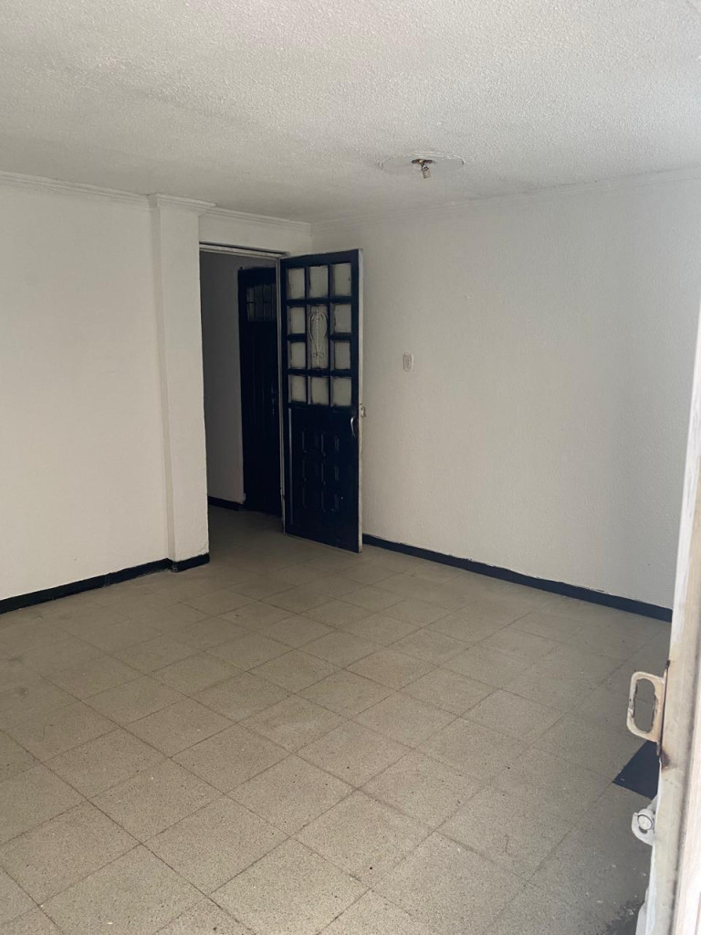 Casa en venta en Fontibon, Bogotá · foto 5 de 24