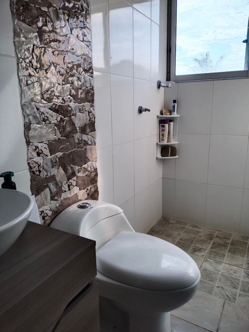 Casa de 5 alcobas en venta en Oriente, Girardot, 323 m² · foto 6 de 19