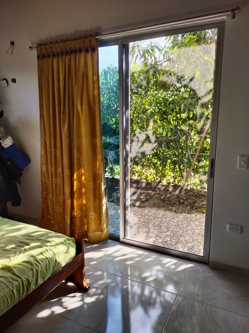 Casa de 5 alcobas en venta en Oriente, Girardot, 323 m² · foto 13 de 19