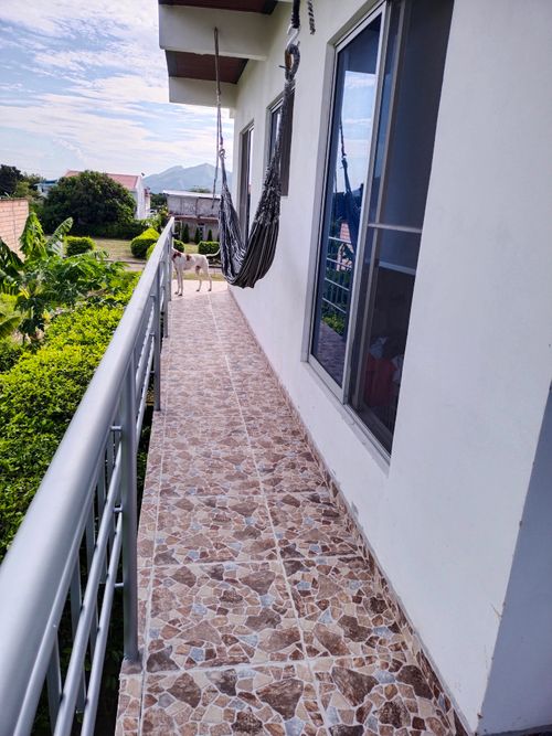 Casa de 5 alcobas en venta en Oriente, Girardot, 323 m² · foto 15 de 19