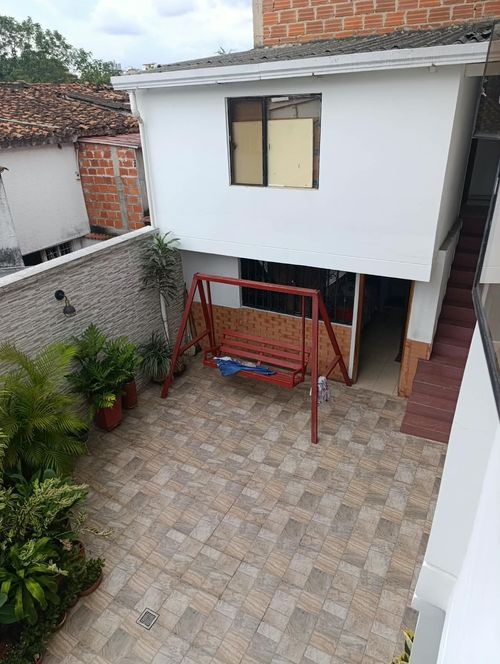 Casa de 5 alcobas en venta en Provenza, Bucaramanga, 200 m² · foto 4 de 8