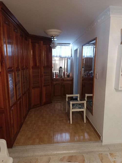 Casa de 5 alcobas en venta en Provenza, Bucaramanga, 200 m² · foto 7 de 8