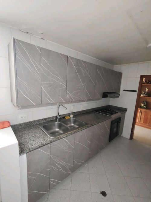 Apartamento de 4 alcobas en venta en Santa Teresita, Cali, 127 m² · foto 5 de 22