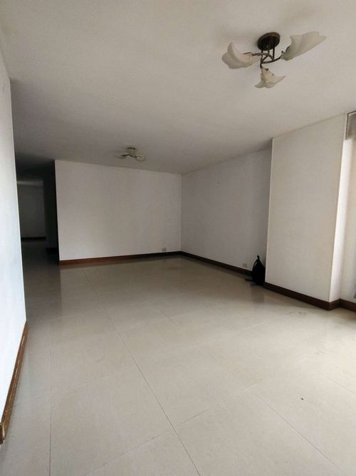 Apartamento de 4 alcobas en venta en Santa Teresita, Cali, 127 m² · foto 7 de 22
