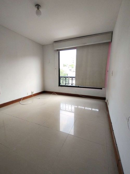 Apartamento de 4 alcobas en venta en Santa Teresita, Cali, 127 m² · foto 9 de 22