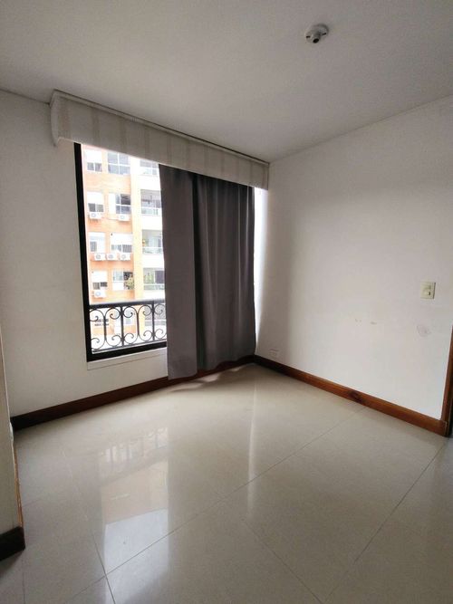 Apartamento de 4 alcobas en venta en Santa Teresita, Cali, 127 m² · foto 10 de 22