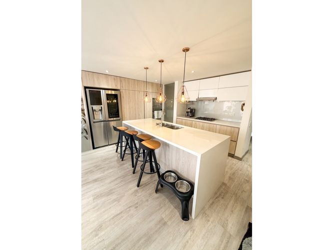 Apartamento en venta en Los Rosales, Bogotá · foto 4 de 24