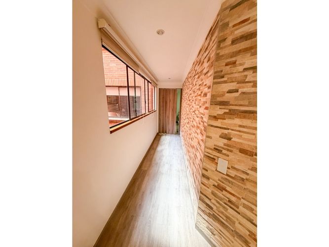 Apartamento en venta en Los Rosales, Bogotá · foto 8 de 24