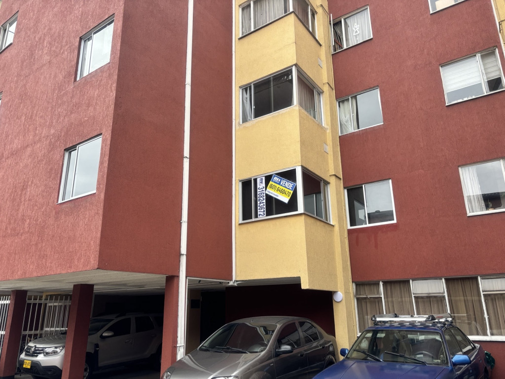 Apartamento en venta en Ciudad Jardin Sur, Bogotá · foto 3 de 14