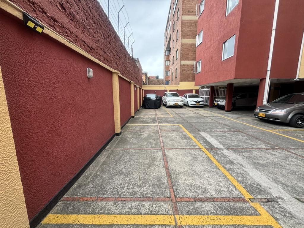 Apartamento en venta en Ciudad Jardin Sur, Bogotá · foto 5 de 14