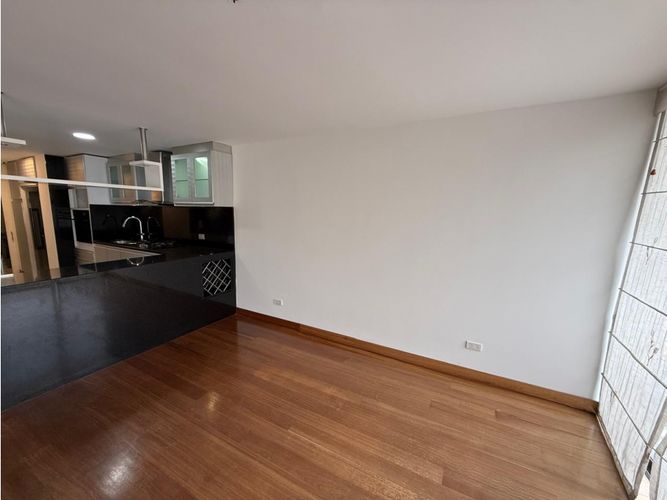 Casa de 3 alcobas en venta en Bosque De Pinos, Bogotá, 213 m² · foto 4 de 24