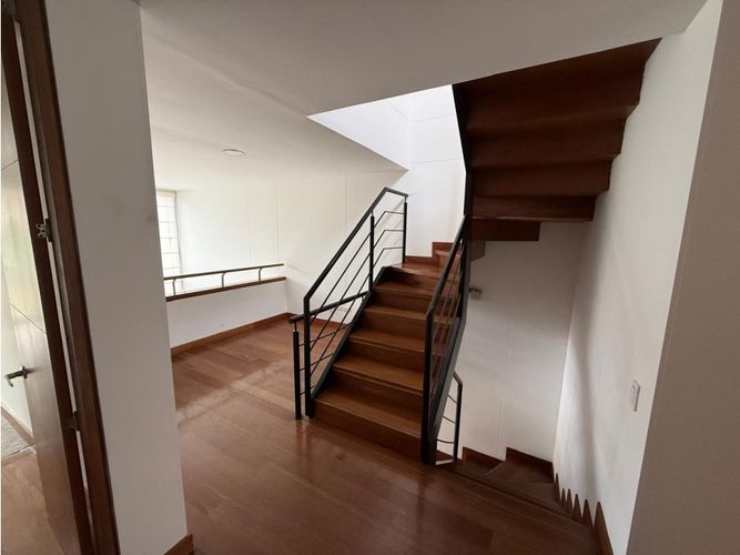 Casa de 3 alcobas en venta en Bosque De Pinos, Bogotá, 213 m² · foto 19 de 24