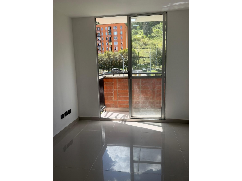 Apartamento en venta en Robledo, Medellín · foto 2 de 9