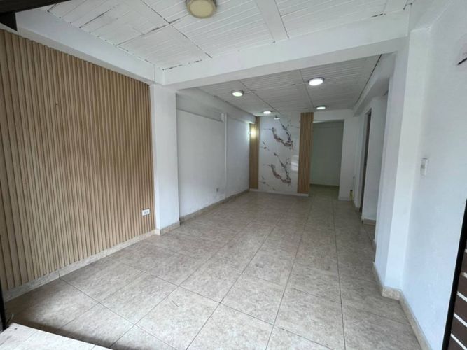 Local en arriendo en Caribe, Medellín, 30 m² · foto 5 de 9