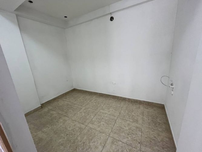 Local en arriendo en Caribe, Medellín, 30 m² · foto 8 de 9