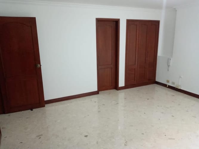 Apartamento de 3 alcobas en venta en Santa Monica, Cali, 194 m² · foto 17 de 24