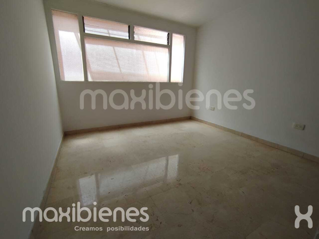 Apartamento en arriendo en Laureles, Medellín · foto 3 de 11