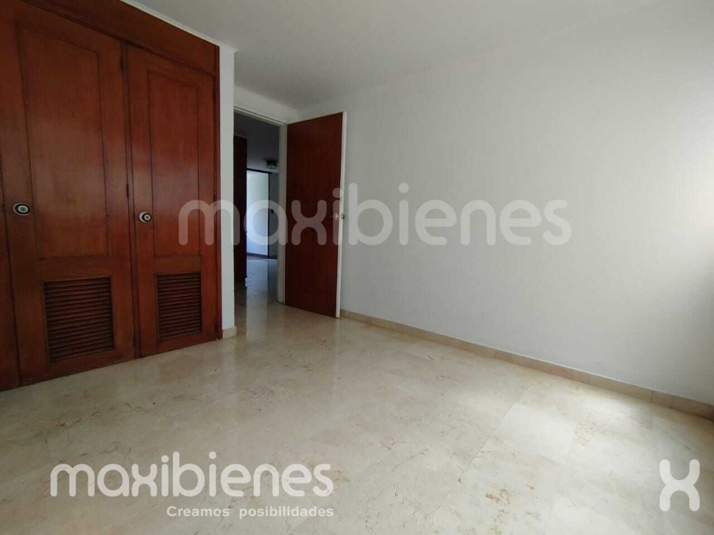 Apartamento en arriendo en Laureles, Medellín · foto 4 de 11