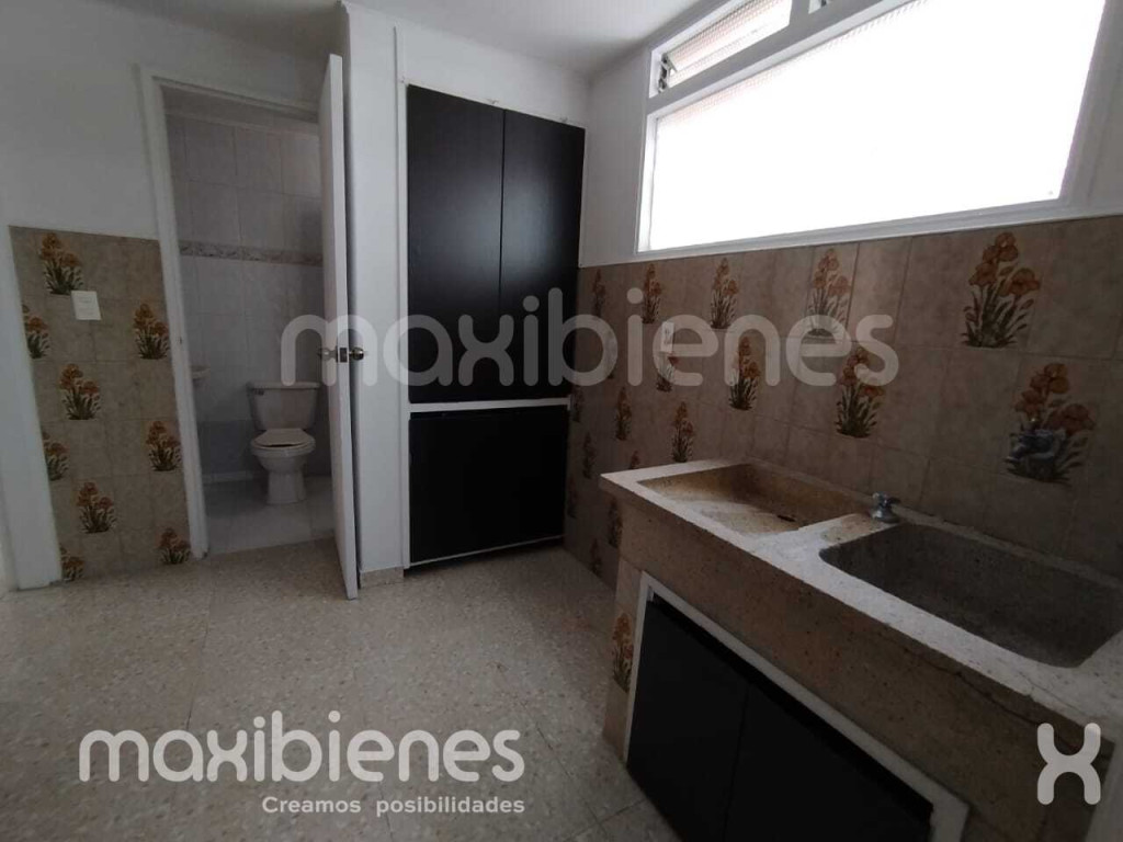 Apartamento en arriendo en Laureles, Medellín · foto 8 de 11