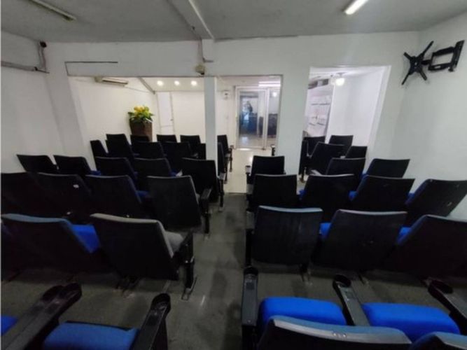 Edificio en venta en Primitivo Crespo, Cali, 480 m² · foto 9 de 20